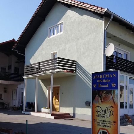 Apartman Opg Balja Garesnica Exteriör bild
