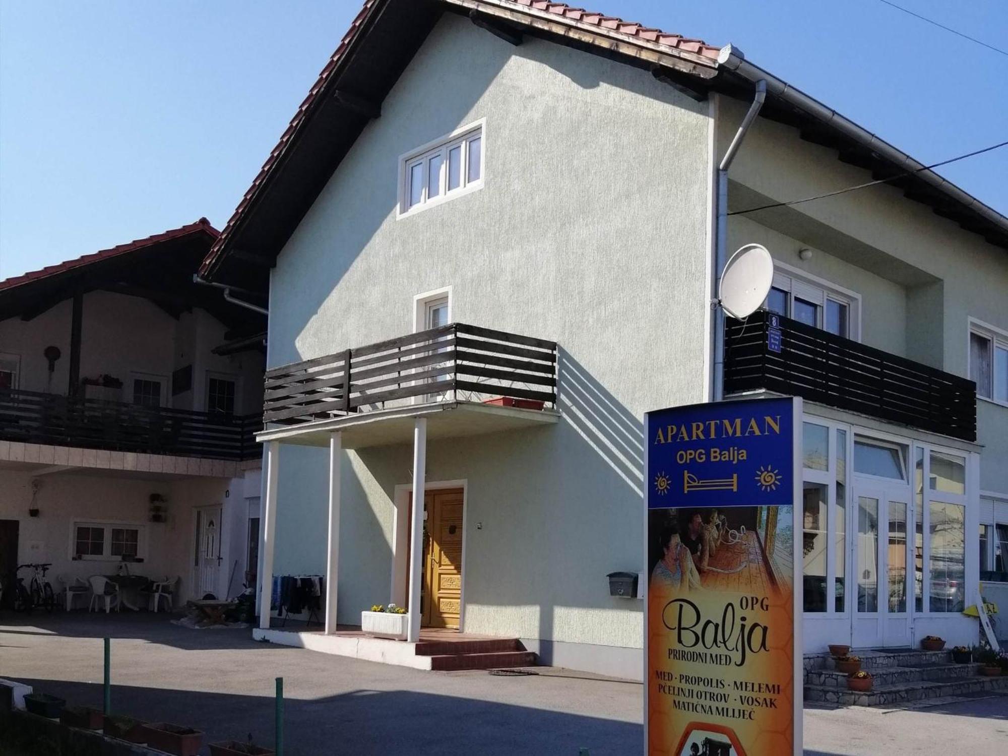 Apartman Opg Balja Garesnica Exteriör bild